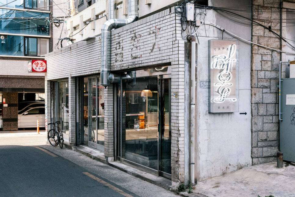 장효 다이닝 · 매장 인테리어 시공 사례 — 위코컴퍼니